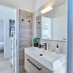 Amazing Sea View Luxury For 6 Guests Villa