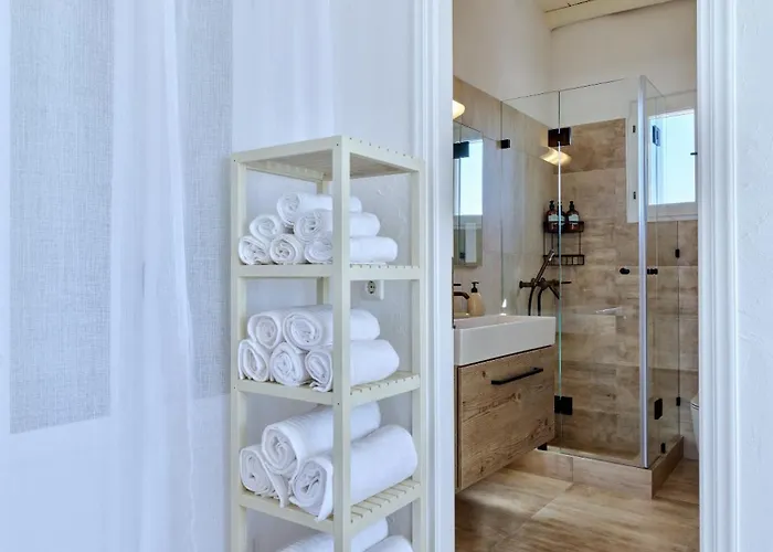 Amazing Sea View Luxury For 6 Guests Villa *